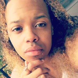 Meet your Posher, Anton